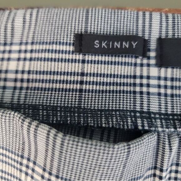 Simply Vera Wang Gray Plaid Skinny Pants, Pull Up, Size 2 XXL Long False Pockets - Picture 7 of 13